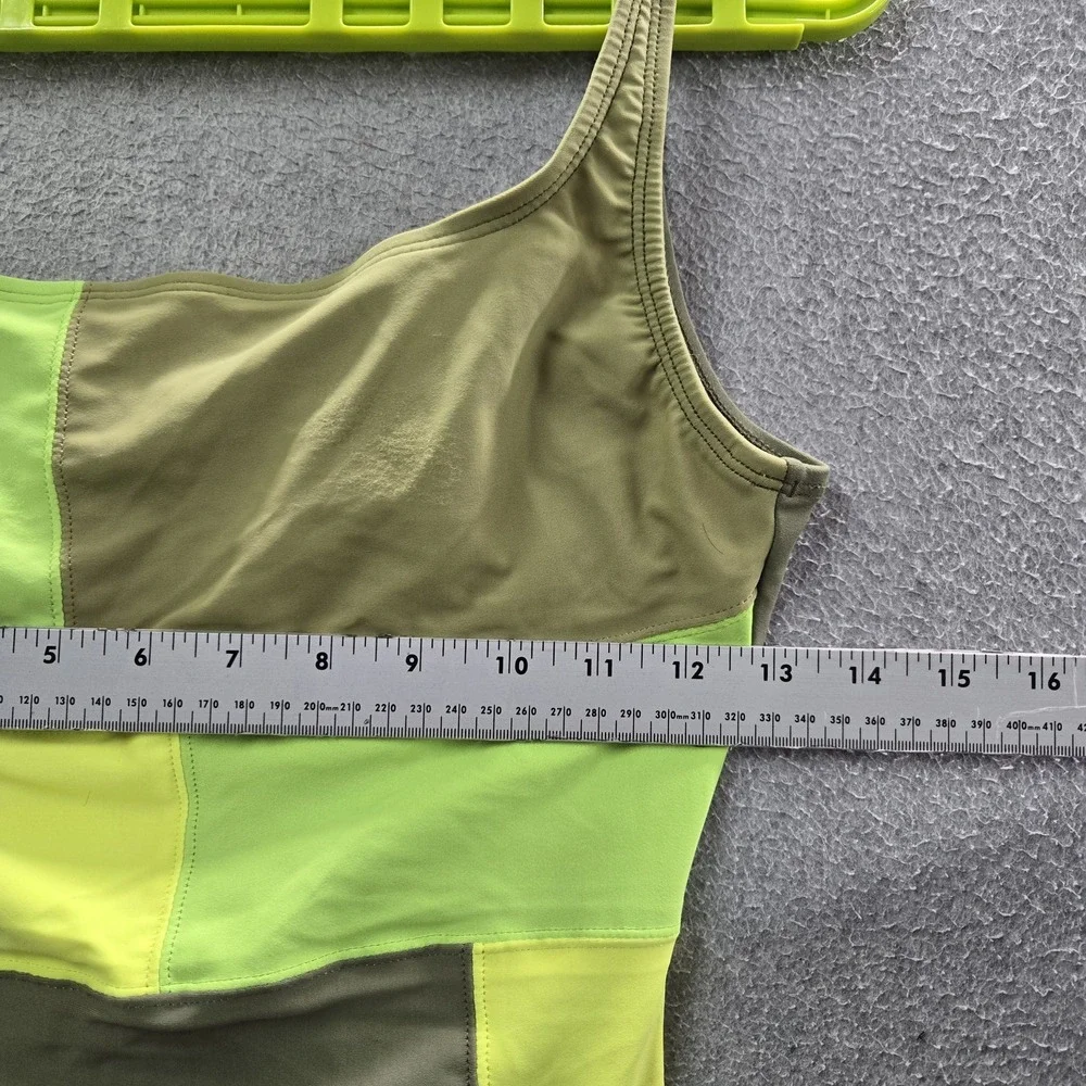 Speedo‎ Women Swimwear 8 Green Nylon Spandex One-Piece Swimsuit Colorblock